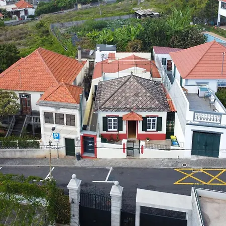 Bartolomeu Explorers